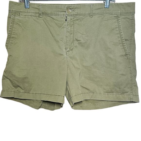 Banana Republic Flat Front Shorts with Pockets Size 12 - Picture 1 of 5